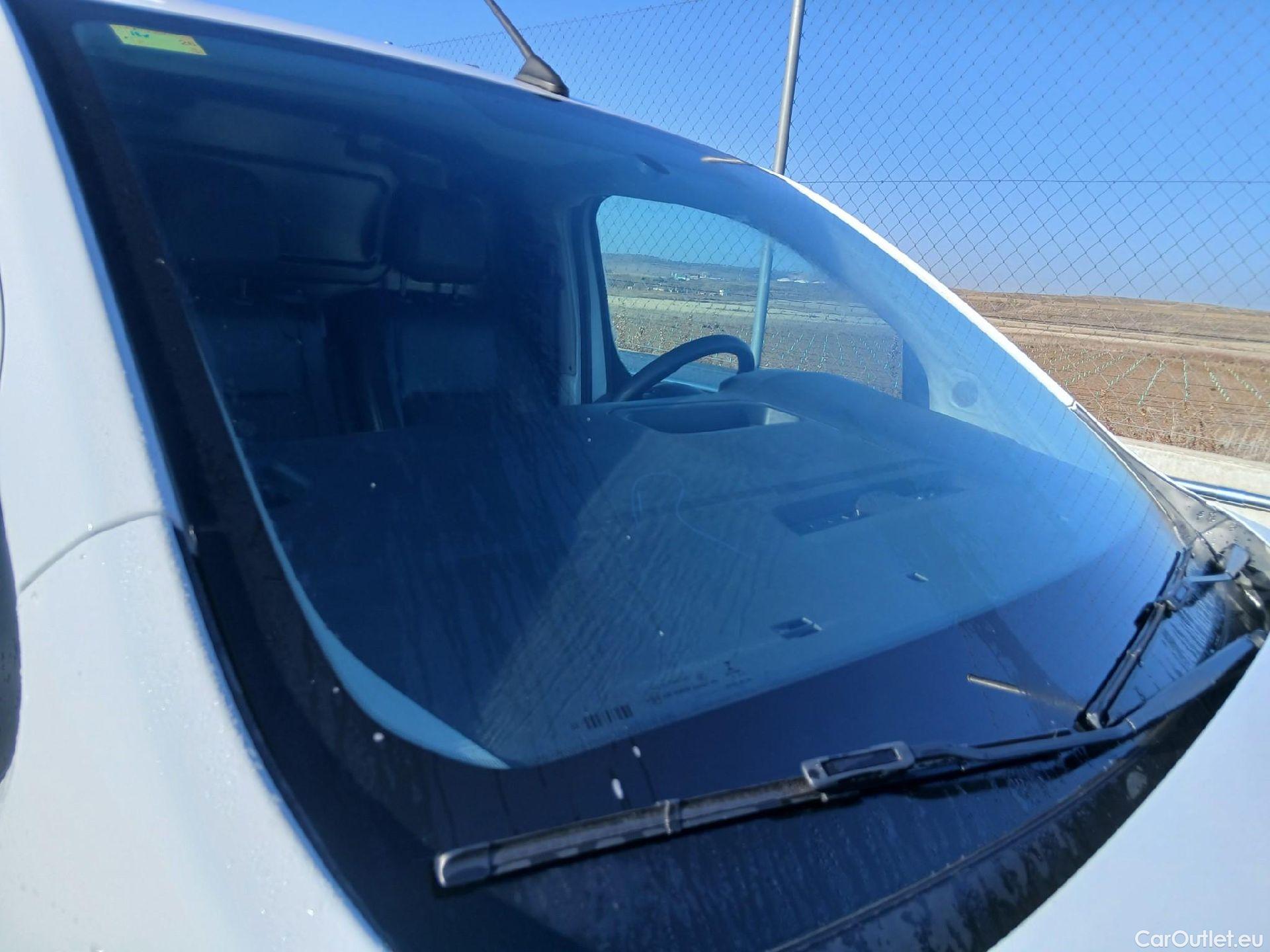  Toyota  Proace TOYOTA  / 2020 / 4P / furgón 1.5D 100CV GX 1PL 2PT L1 #22