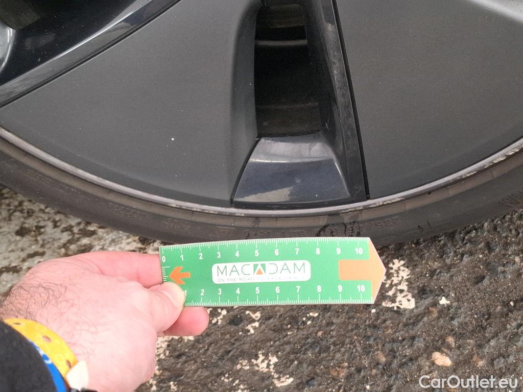  Tesla  Model 3 TESLA  / 2018 / 4P / Berline Grande Autonomie #9