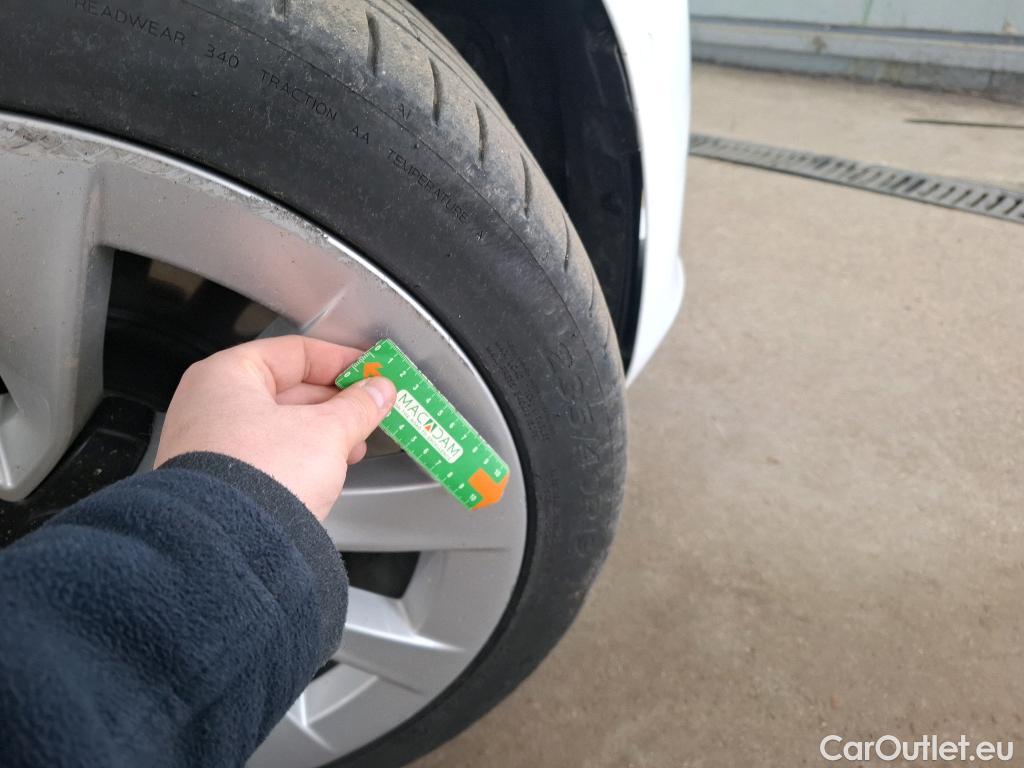  Tesla  Model 3 TESLA  / 2018 / 4P / Berline Grande Autonomie Dual Motor AWD #19