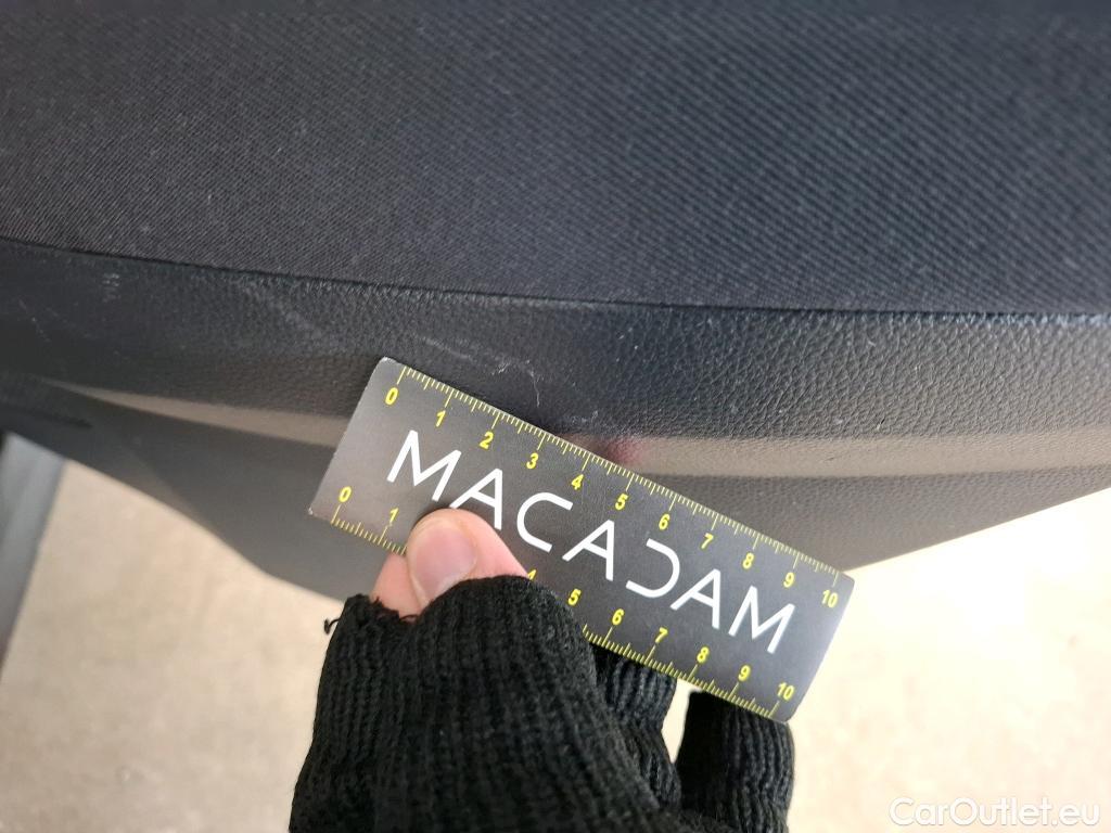  Toyota  Corolla TOYOTA  / 2018 / 5P / Berline Hybride 122h Dynamic Business Stage Acad #12