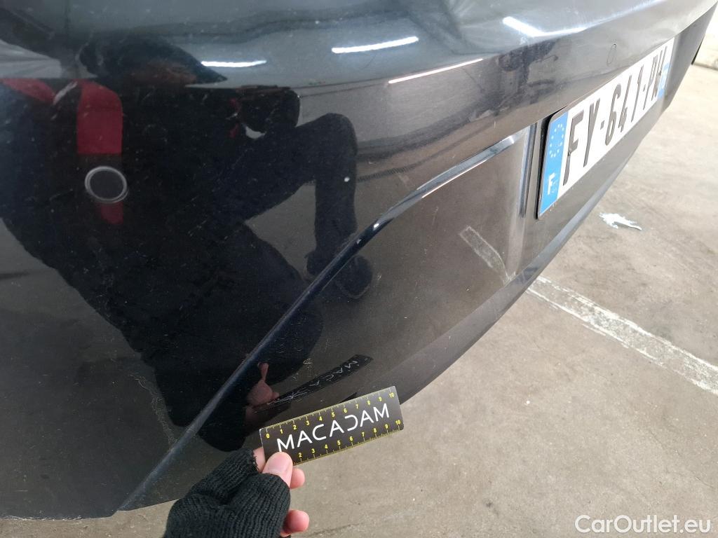  Toyota  Corolla TOYOTA  / 2018 / 5P / Berline Hybride 122h Dynamic Business Stage Acad #4