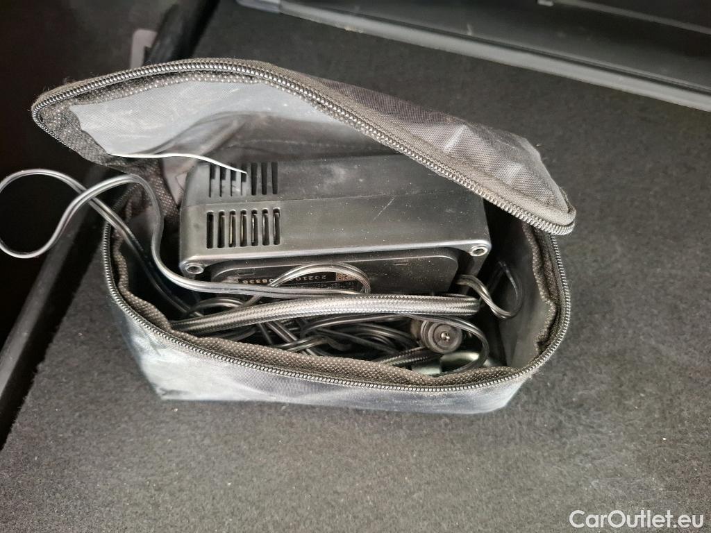  Toyota  Corolla TOYOTA  Touring Sports / 2018 / 5P / Break Hybride 184h Dynamic Business Beyond Zer #30