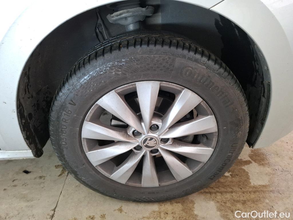  Skoda  KAMIQ  Business 1.0 TSI 110CV BVA7 E6d #6