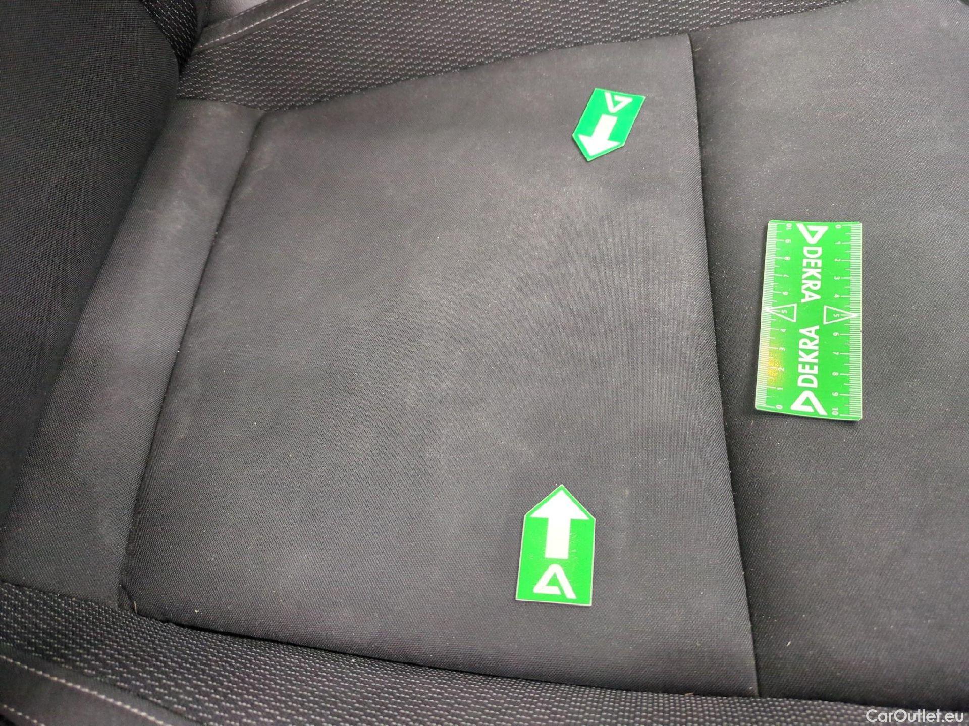  Skoda  Karoq SKODA  / 2017 / 5P / SUV 2.0 TDI 116ch Business #16