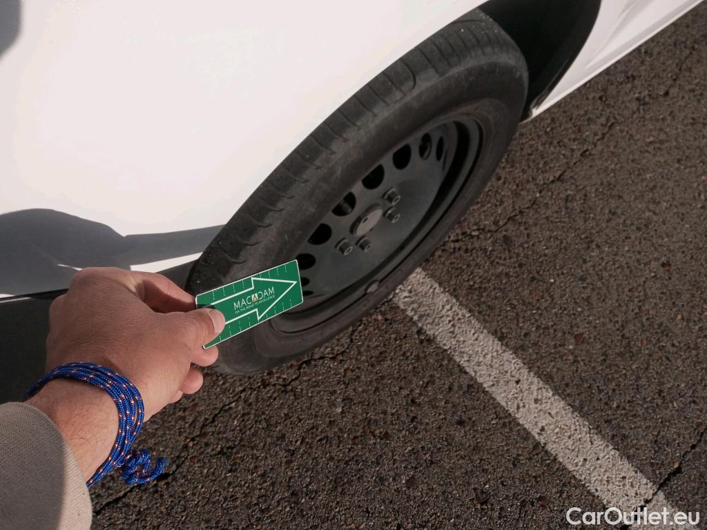  Volkswagen  Caddy VOLKSWAGEN  / 2020 / 4P / combi Kombi 2.0 TDI 75kW (102CV) (CX) #52