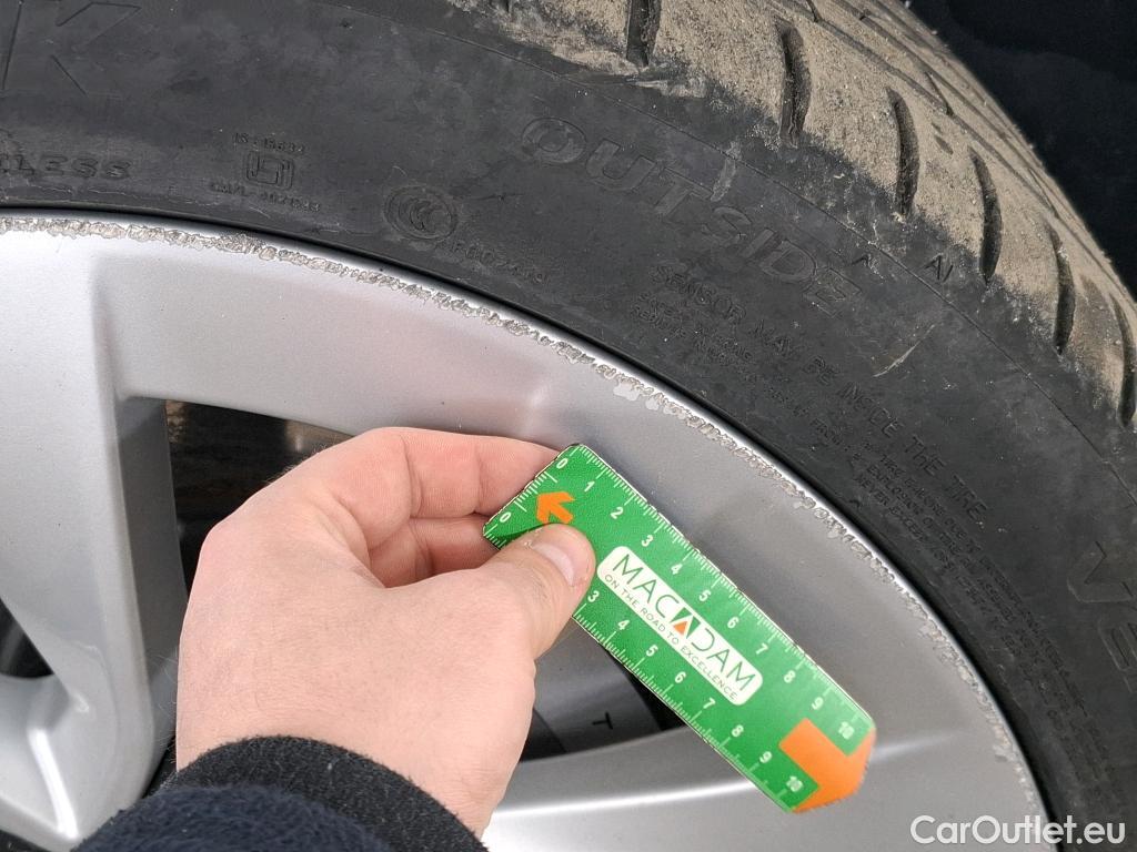  Tesla  Model 3 TESLA  / 2018 / 4P / Berline Grande Autonomie Dual Motor AWD #4