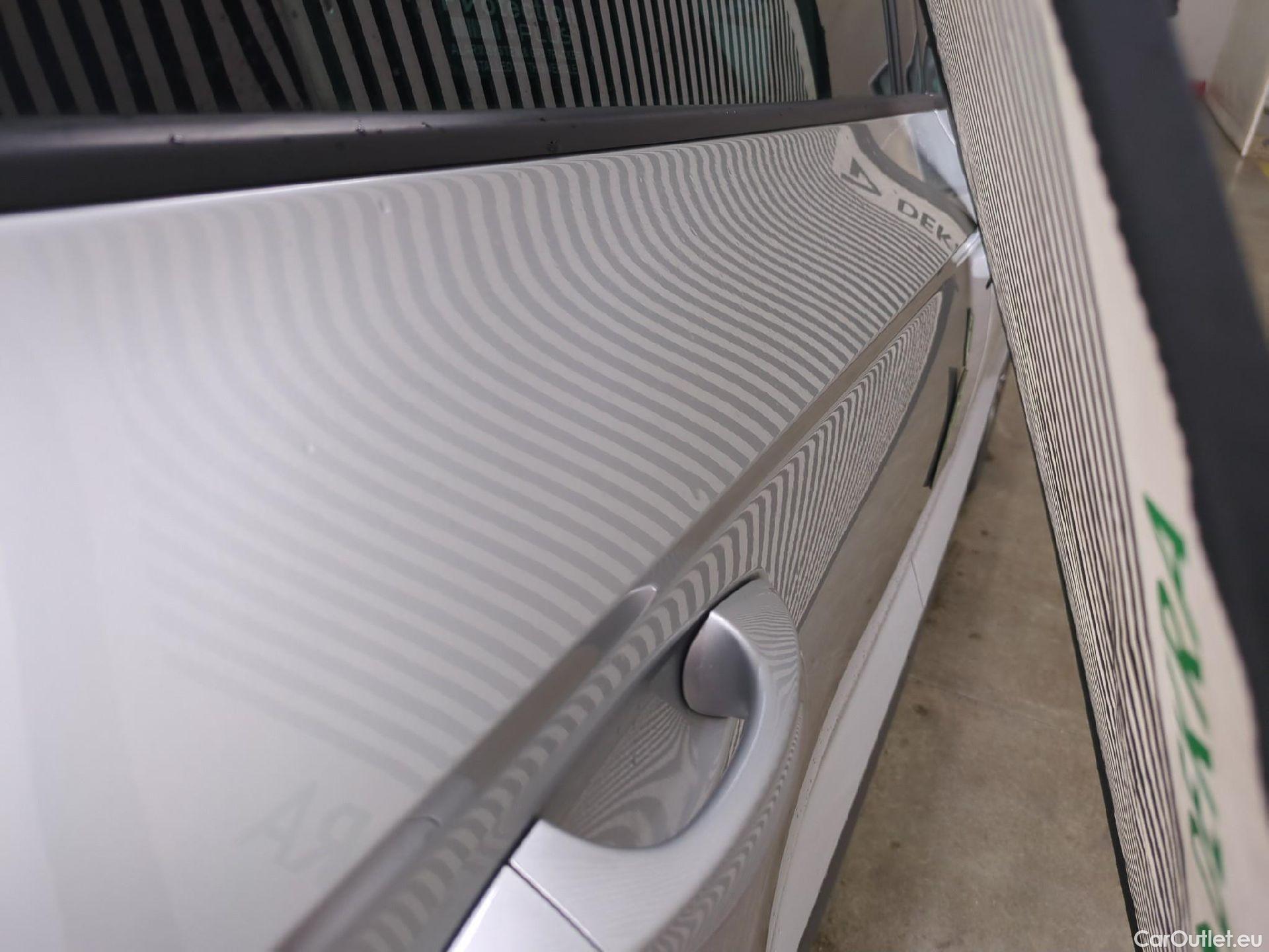  Skoda  Karoq SKODA  / 2017 / 5P / SUV 2.0 TDI 116ch Business #81