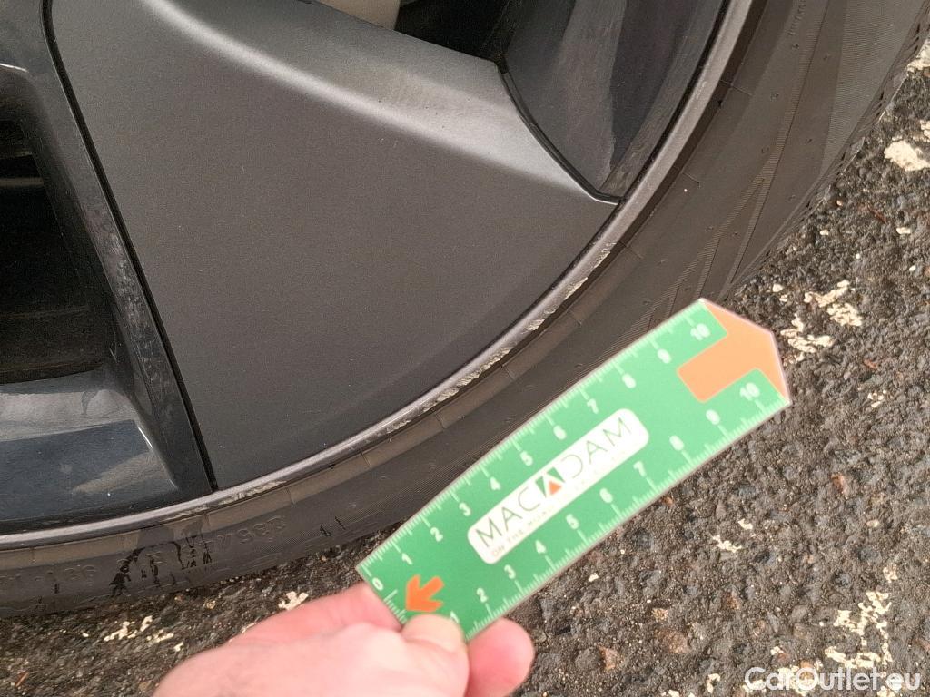  Tesla  Model 3 TESLA  / 2018 / 4P / Berline Grande Autonomie #8