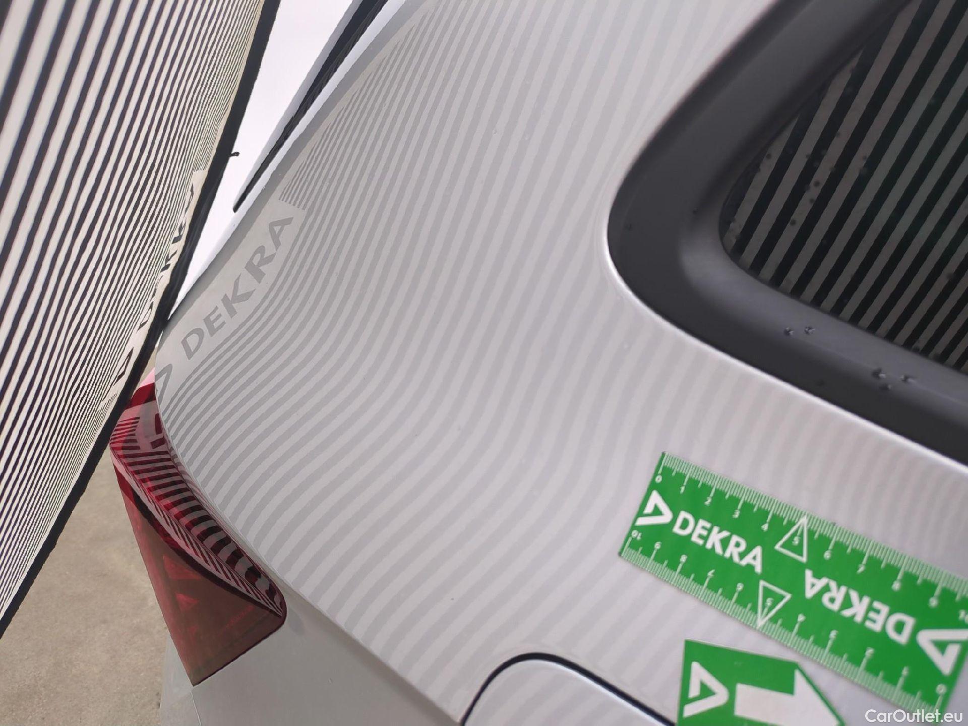  Skoda  Karoq SKODA  / 2017 / 5P / SUV 2.0 TDI 116ch Business #28