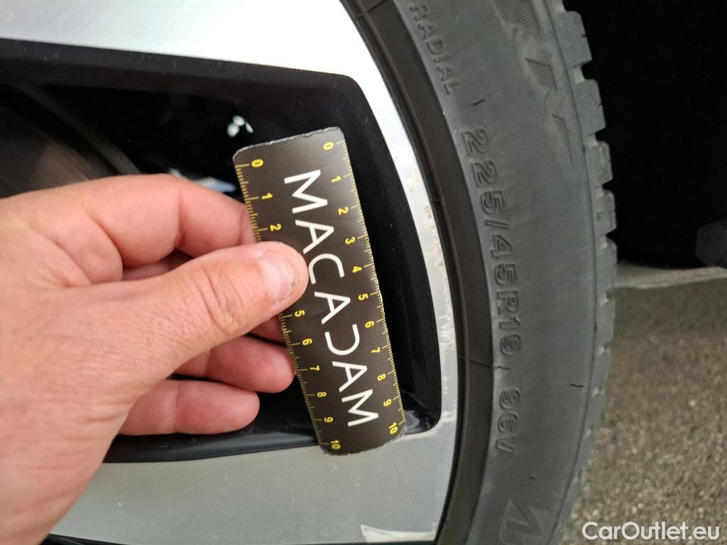  Nissan  Qashqai NISSAN  5p Crossover 1.6 DCI 130 Xtronic Drive Edition #31