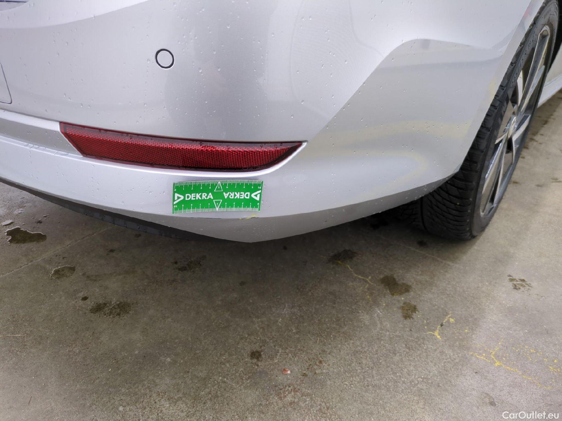  Skoda  Octavia SKODA  Combi / 2020 / 5P / Break 1.4 TSI PHEV iV 204 DSG6e Business #17