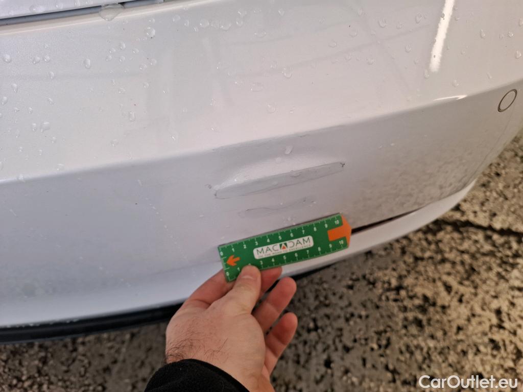  Tesla  Model 3 TESLA  / 2018 / 4P / Berline Grande Autonomie #4