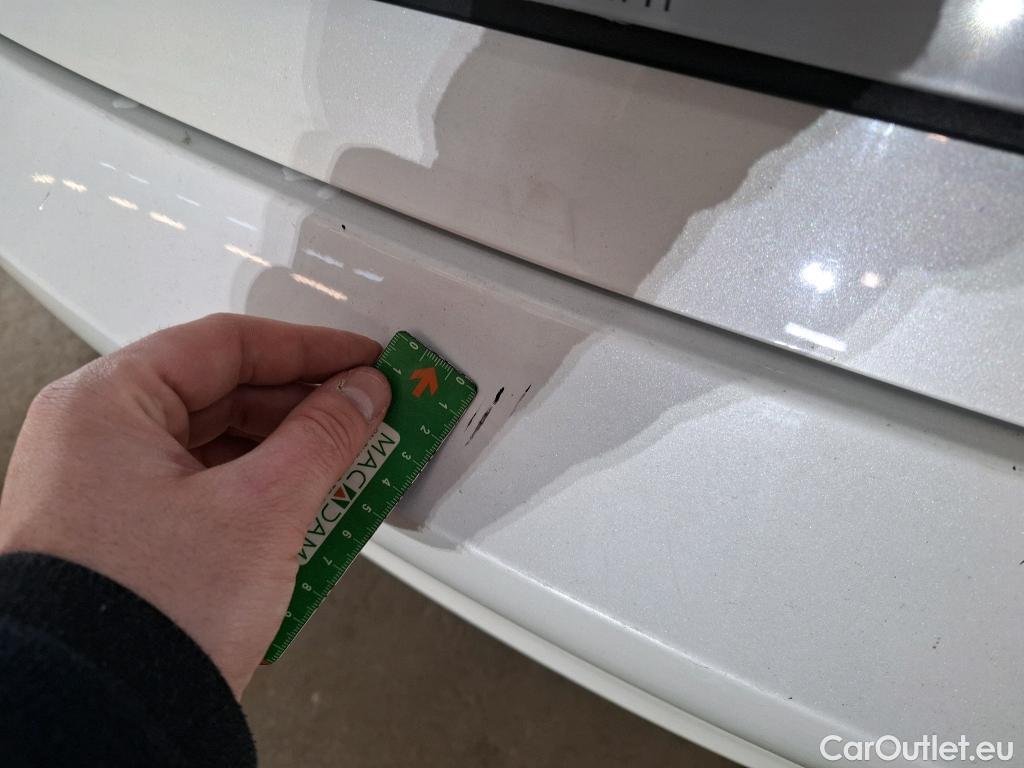  Tesla  Model 3 TESLA  / 2018 / 4P / Berline Grande Autonomie Dual Motor AWD #33