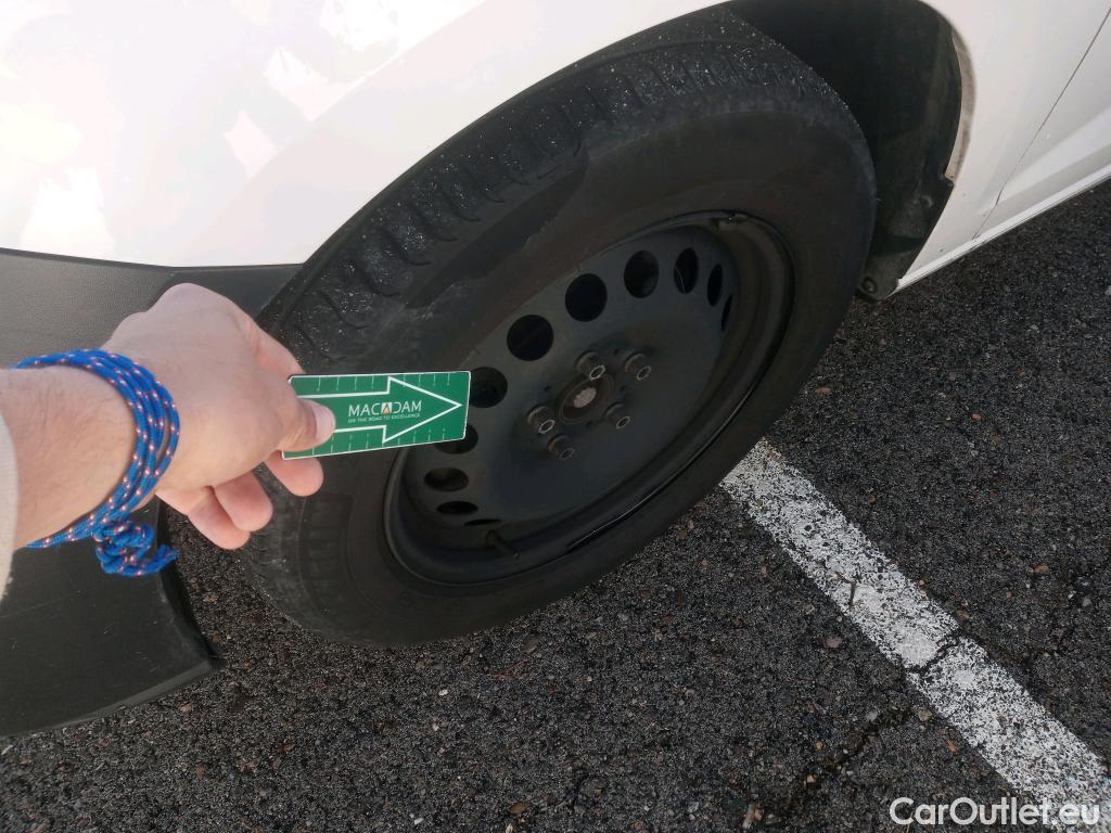  Volkswagen  Caddy VOLKSWAGEN  / 2020 / 4P / combi Kombi 2.0 TDI 75kW (102CV) (CX) #45