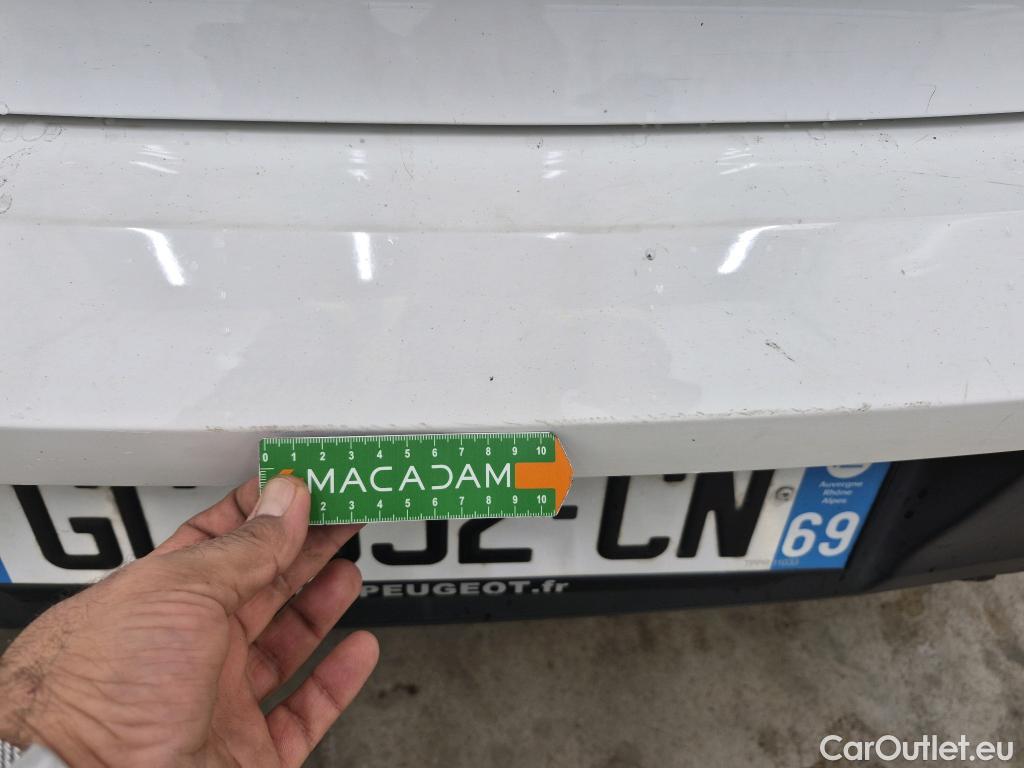  Peugeot  208  Premium 1.5 HDi 100CV BVM6 E6d #20