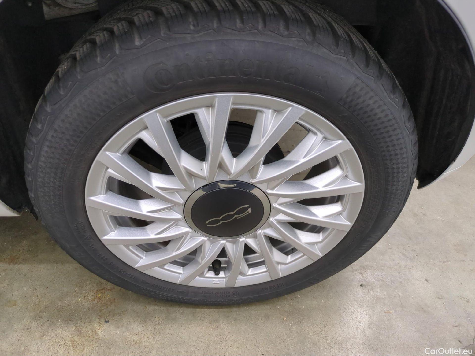  Fiat  500 FIAT  / 2015 / 3P / Berline 1.0 70ch BSG Dolcevita #13