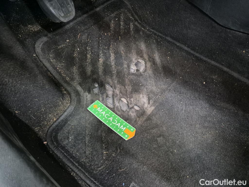  Peugeot  208  Premium 1.5 HDi 100CV BVM6 E6d #1