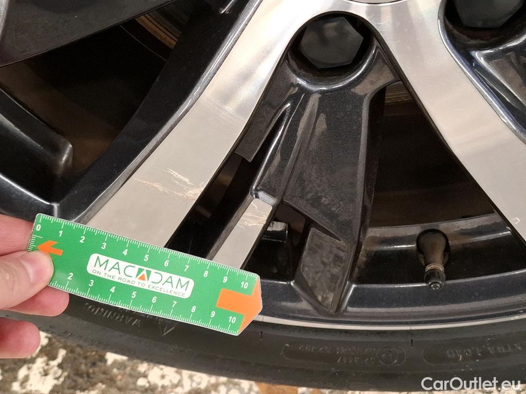  Peugeot  3008  Allure Business 1.5 HDi 130CV BVM6 E6d #37