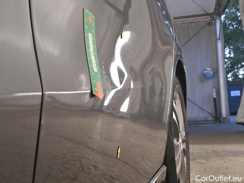  Mercedes  B-Klasse MERCEDES-BENZ Classe B / 2019 / 5P / monospace B 180 d Business Line Edition BA7 #2