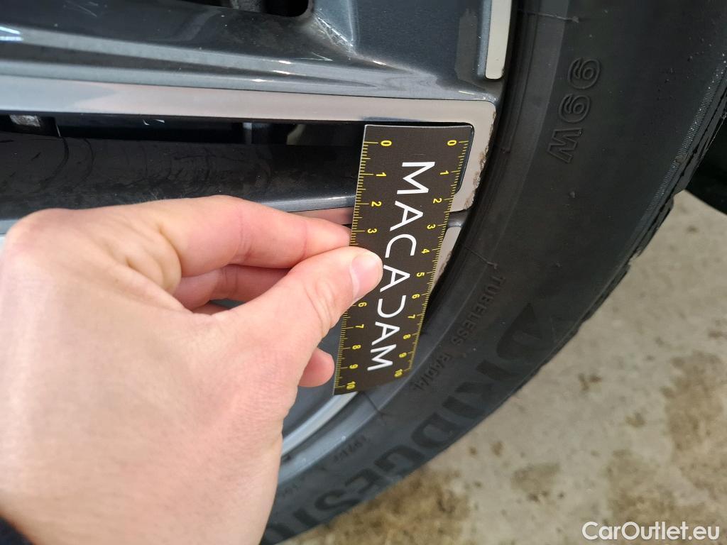  Mercedes  GLA MERCEDES-BENZ  / 2020 / 5P / SUV 2.0  250 AMG LINE 4MATIC DCT #15