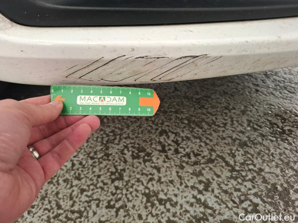  Peugeot  208  Affaire Premium 1.5 HDi 100CV BVM5 E6dT #3