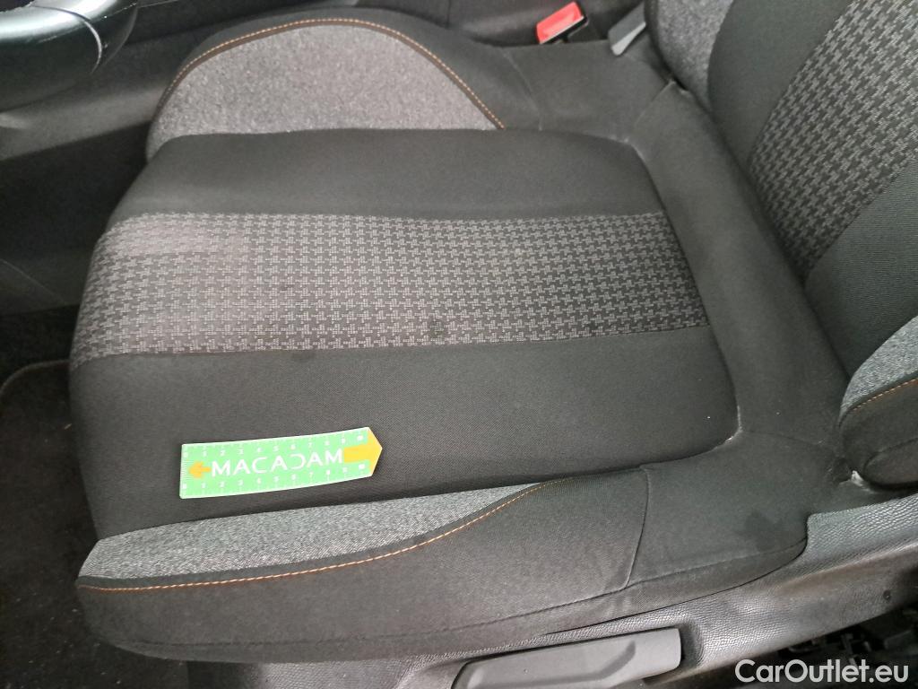  Peugeot  3008  Active Business 1.2 PureTech 130CV BVA8 E6dT #30