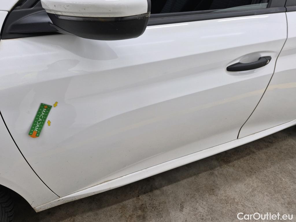  Peugeot  208  Premium 1.5 HDi 100CV BVM6 E6d #36