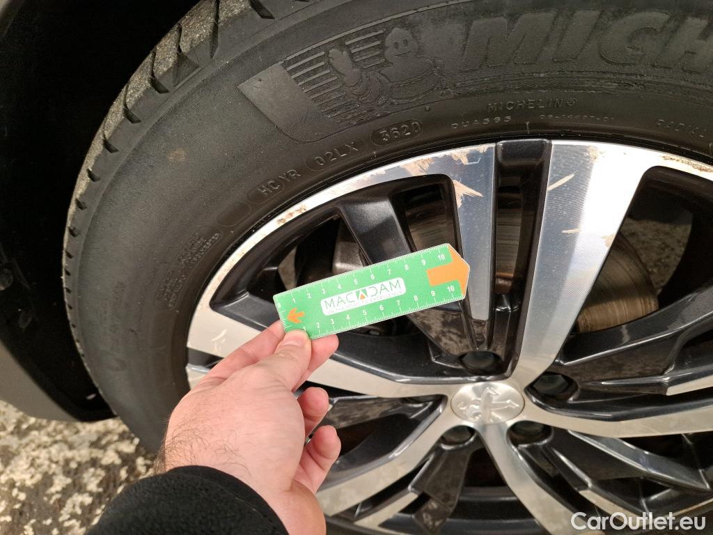  Peugeot  3008  Allure Business 1.5 HDi 130CV BVM6 E6d #32