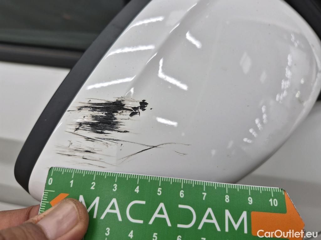  Peugeot  208  Premium 1.5 HDi 100CV BVM6 E6d #32