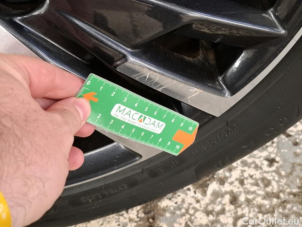  Peugeot  3008  Allure Business 1.5 HDi 130CV BVM6 E6d #35