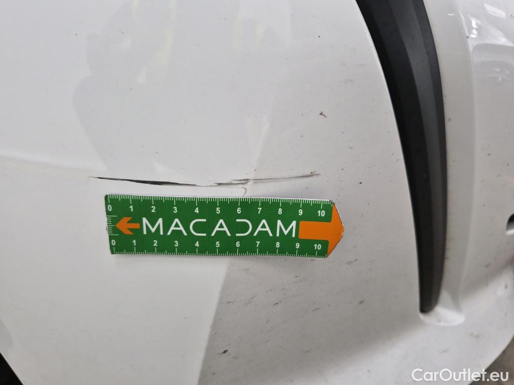  Peugeot  208  Premium 1.5 HDi 100CV BVM6 E6d #12