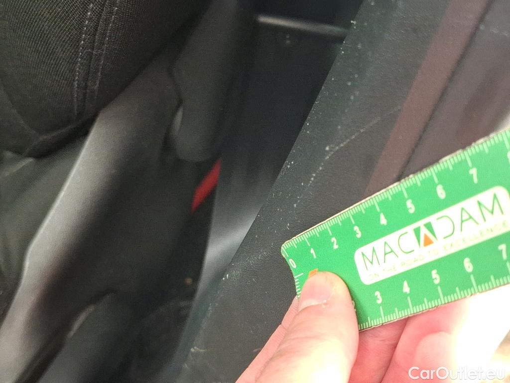  Peugeot  208  Affaire Premium 1.5 HDi 100CV BVM5 E6dT #9