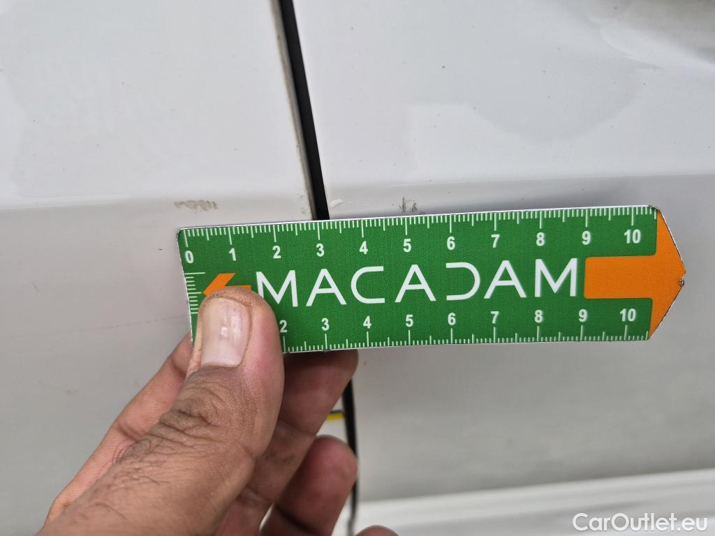  Peugeot  208  Premium 1.5 HDi 100CV BVM6 E6d #44