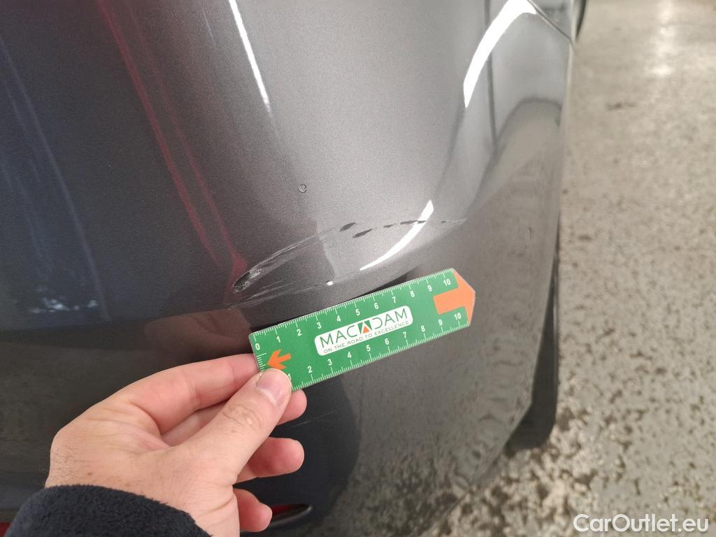  Mercedes  B-Klasse MERCEDES-BENZ Classe B / 2019 / 5P / monospace B 180 d Business Line Edition BA7 #17