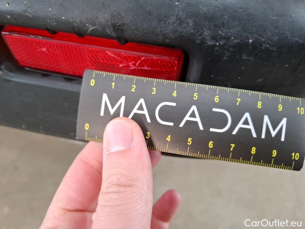  Renault  Trafic  III Fourgon L2H1 3T Grand Confort 2.0 dCi 130CV BVM6 E6d #38