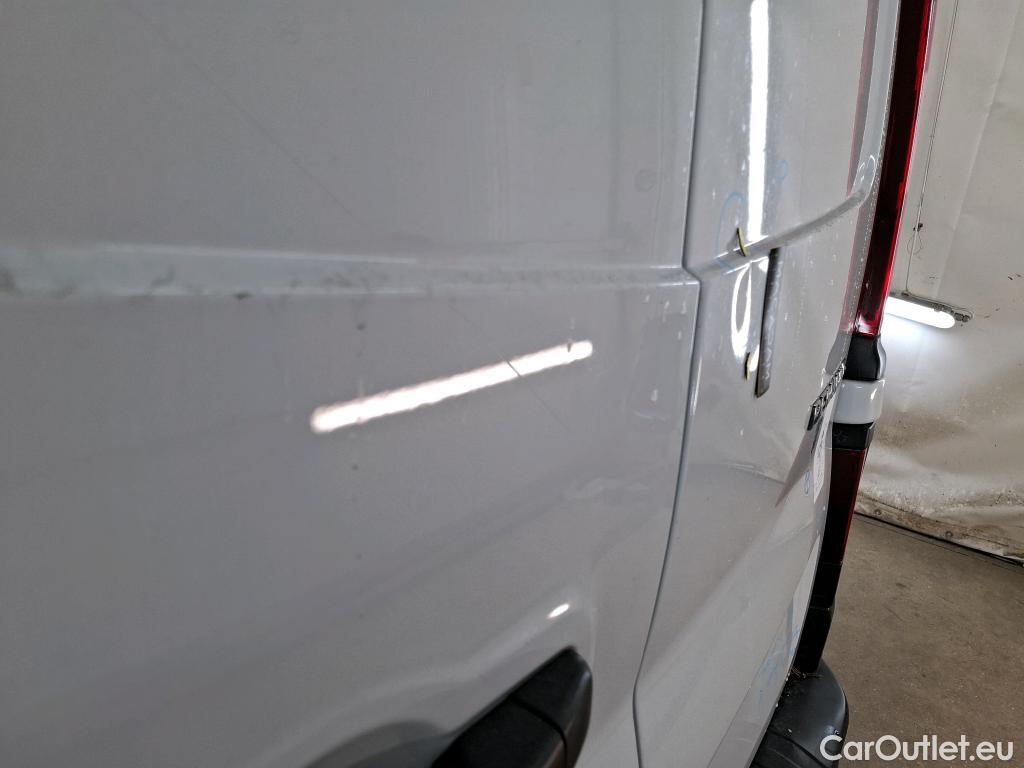  Renault  Trafic  III Fourgon L2H1 3T Grand Confort 2.0 dCi 130CV BVM6 E6d #30