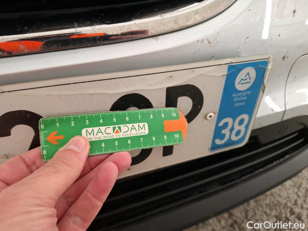  Renault  Kadjar RENAULT  / 2018 / 5P / Crossover Evolution TCe 140 EDC #10