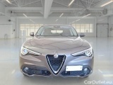  Alfa Romeo   STELVIO ALFA ROMEO / 2017 / 5P / SUV 2.2 TURBO DIESEL 190CV BUSINESS AT8 Q4 #6