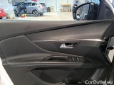  Peugeot  3008 PEUGEOT  / 2020 / 5P / SUV BLUEHDI 130 EAT8 SeS ALLURE #80
