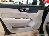  Volvo  XC60 VOLVO  / 2021 / 5P / SUV B4 D AUTOMATICO PLUS DARK #75