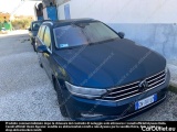  Volkswagen  Passat - #3