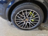  Porsche  Cayenne PORSCHE  / 2017 / 5P / SUV 3.0 V6 E-HYBRID #62