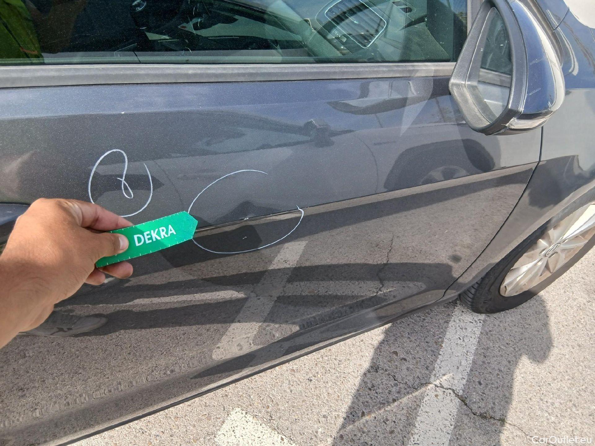  Volkswagen  Golf  VOLKSWAGEN / 2016 / 5P / familiar Last Edition 1.6 TDI 85kW(115CV) Variant #25