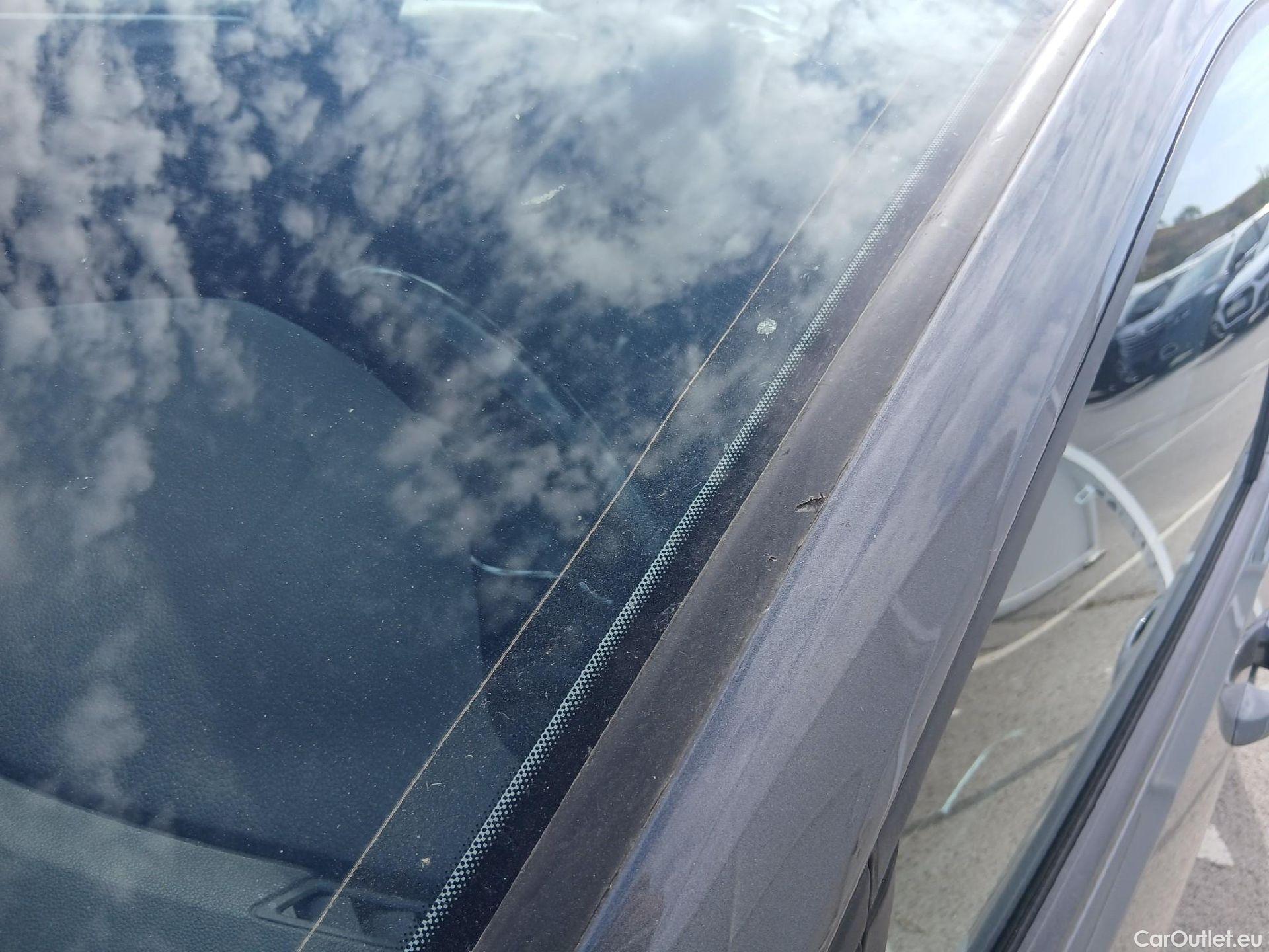  Volkswagen  Golf  VOLKSWAGEN / 2016 / 5P / familiar Last Edition 1.6 TDI 85kW(115CV) Variant #11