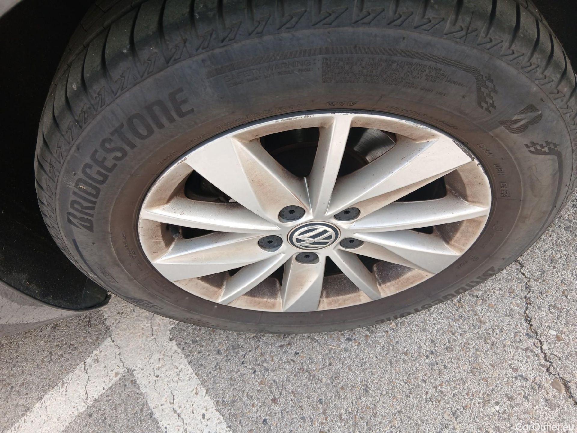  Volkswagen  Golf  VOLKSWAGEN / 2016 / 5P / familiar Last Edition 1.6 TDI 85kW(115CV) Variant #18