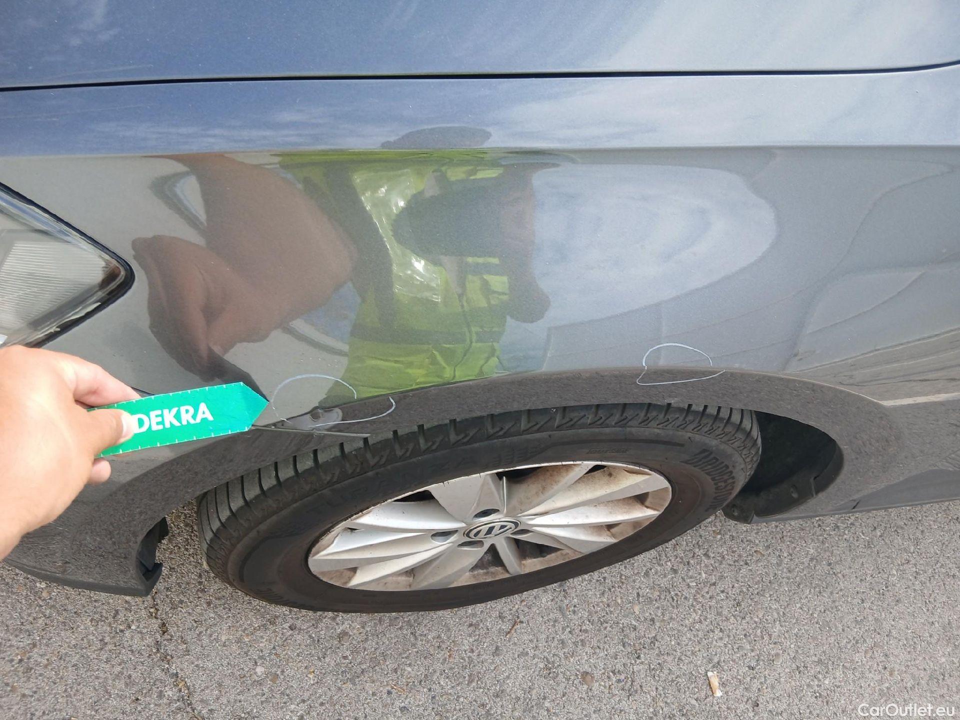  Volkswagen  Golf  VOLKSWAGEN / 2016 / 5P / familiar Last Edition 1.6 TDI 85kW(115CV) Variant #14