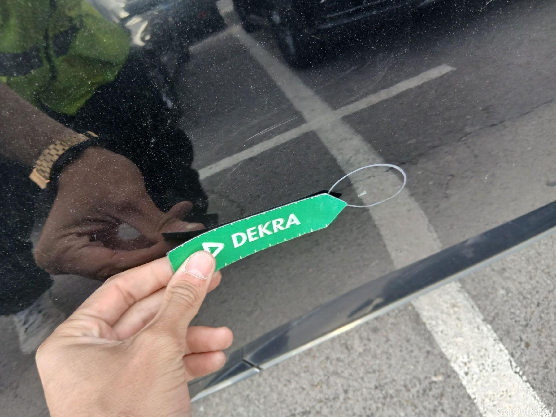  Volkswagen  Arteon VOLKSWAGEN  / 2017 / 5P / berlina con portón R-Line 2.0 TDI 110kW (150CV) #40