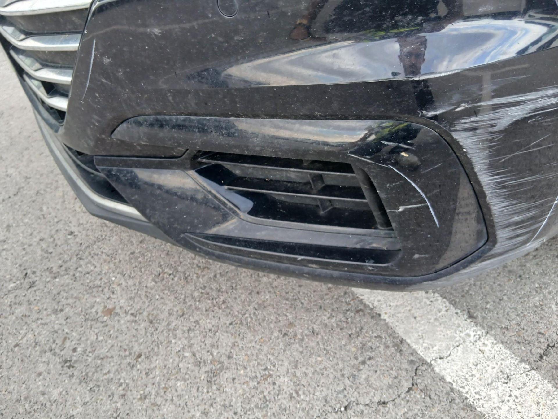  Volkswagen  Arteon VOLKSWAGEN  / 2017 / 5P / berlina con portón R-Line 2.0 TDI 110kW (150CV) #12