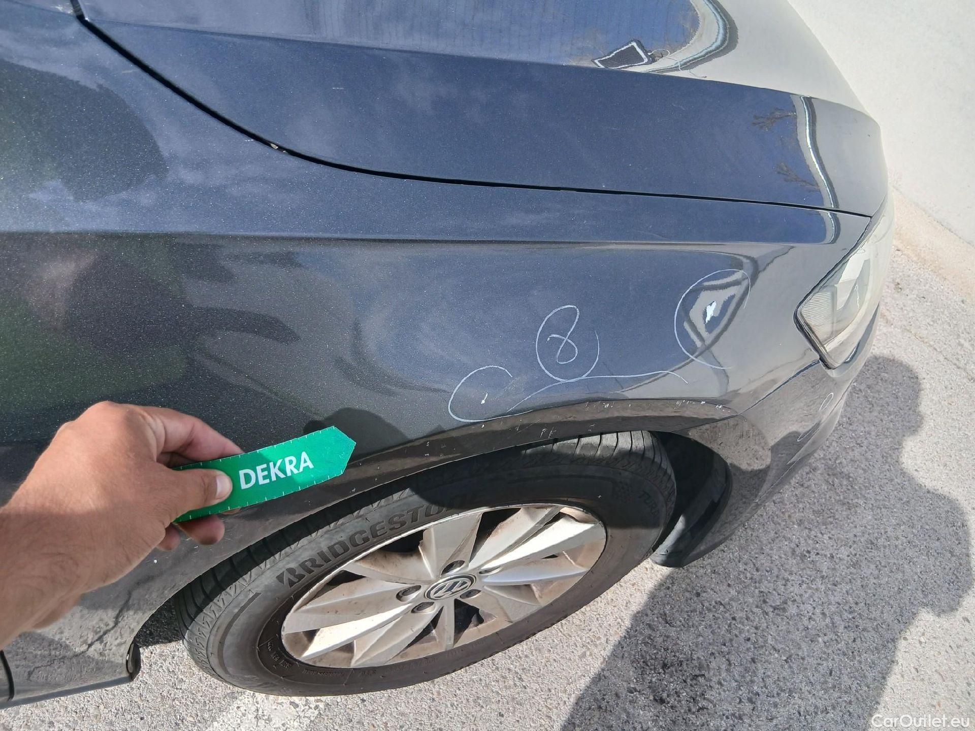  Volkswagen  Golf  VOLKSWAGEN / 2016 / 5P / familiar Last Edition 1.6 TDI 85kW(115CV) Variant #30