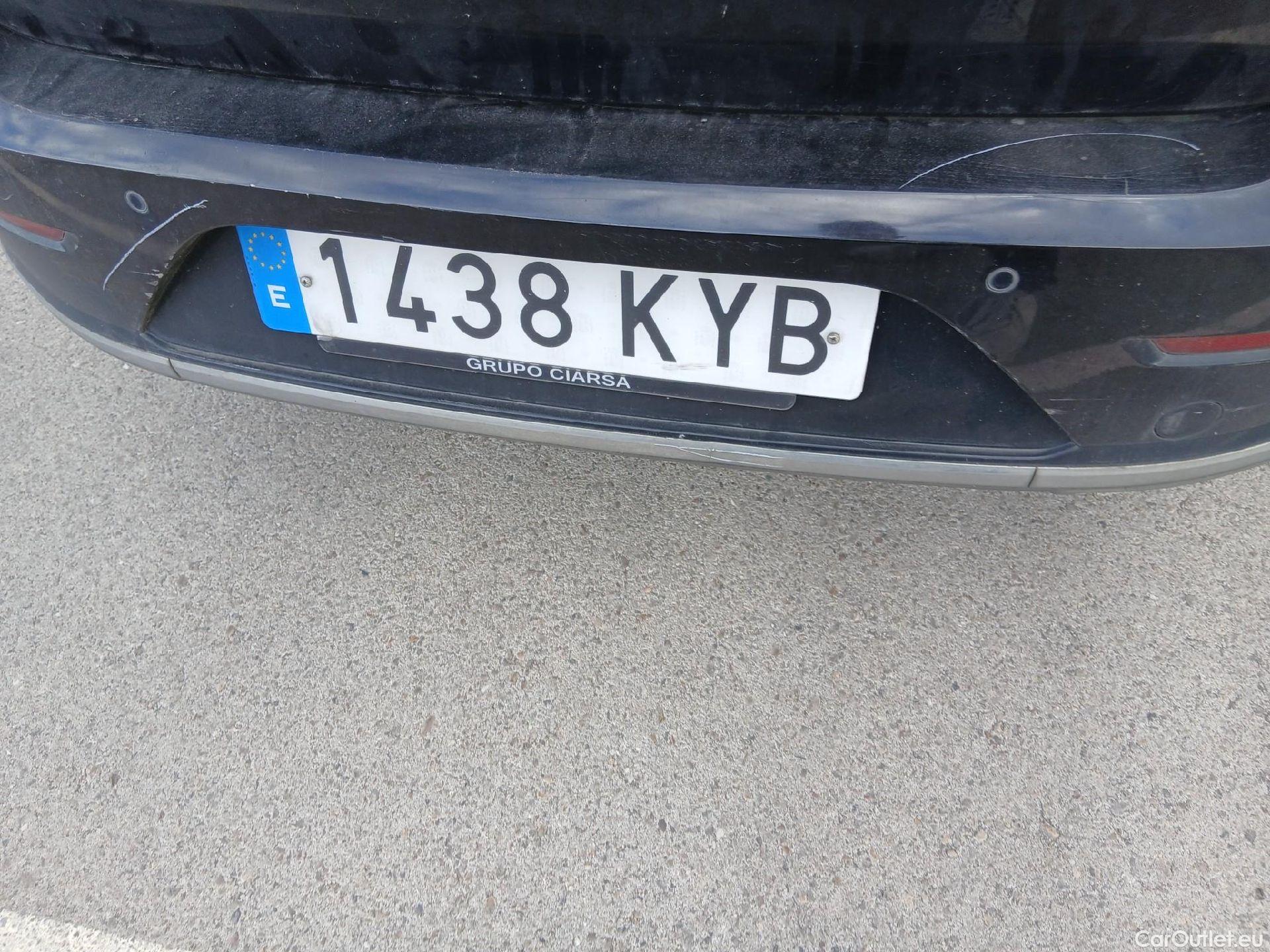  Volkswagen  Arteon VOLKSWAGEN  / 2017 / 5P / berlina con portón R-Line 2.0 TDI 110kW (150CV) #33